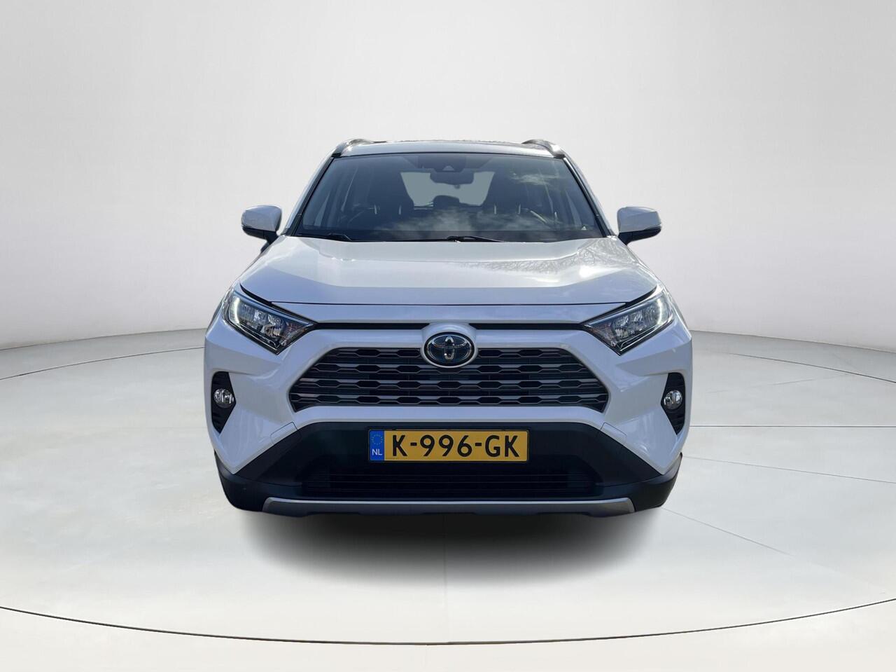 Toyota RAV4 2.5 Hybrid AWD Active | Trekhaak | Carplay | Parkeercamera | Adaptive cruise control |