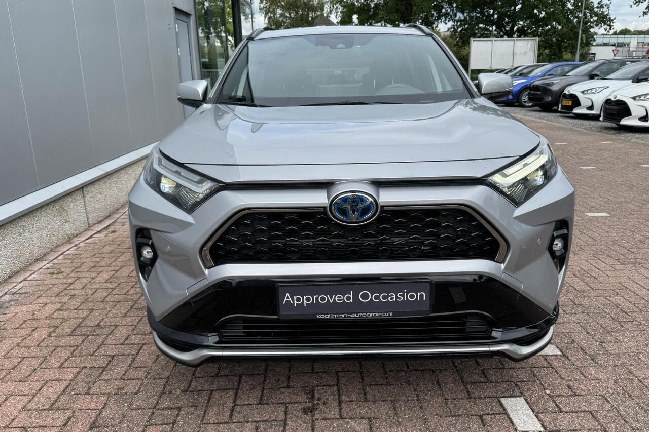 Toyota RAV4 2.5 Plug-in Hybrid AWD Style Navigatie, Stoelverwarming, Achteruitrijcamera, Elek. bestuurdersstoel, LED, Privacy glass, Smart Key