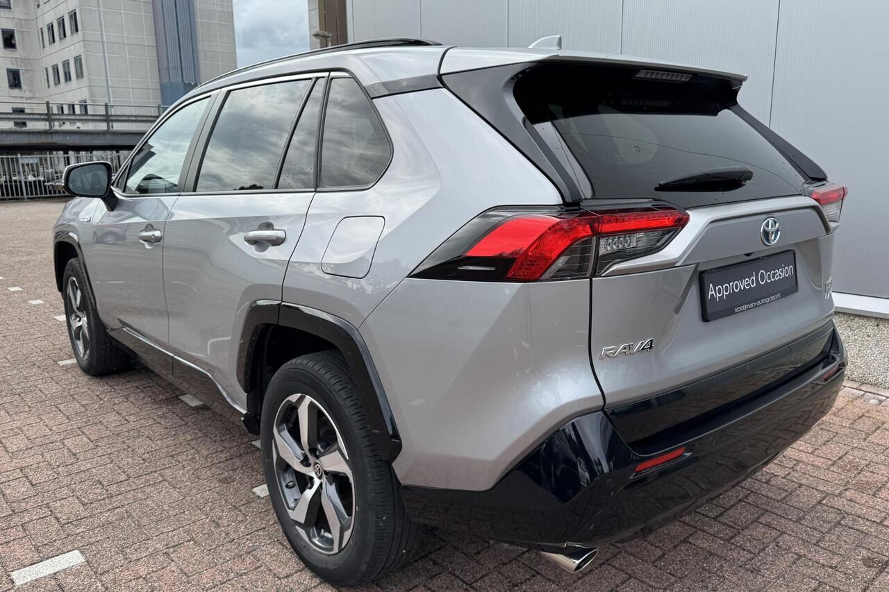 Toyota RAV4 2.5 Plug-in Hybrid AWD Style Navigatie, Stoelverwarming, Achteruitrijcamera, Elek. bestuurdersstoel, LED, Privacy glass, Smart Key