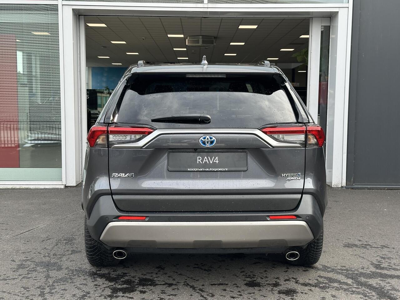 Toyota RAV4 2.5 Hybrid AWD Executive Blind Spot | 19 inch LM velgen | 360 graden camera | lederen bekleding