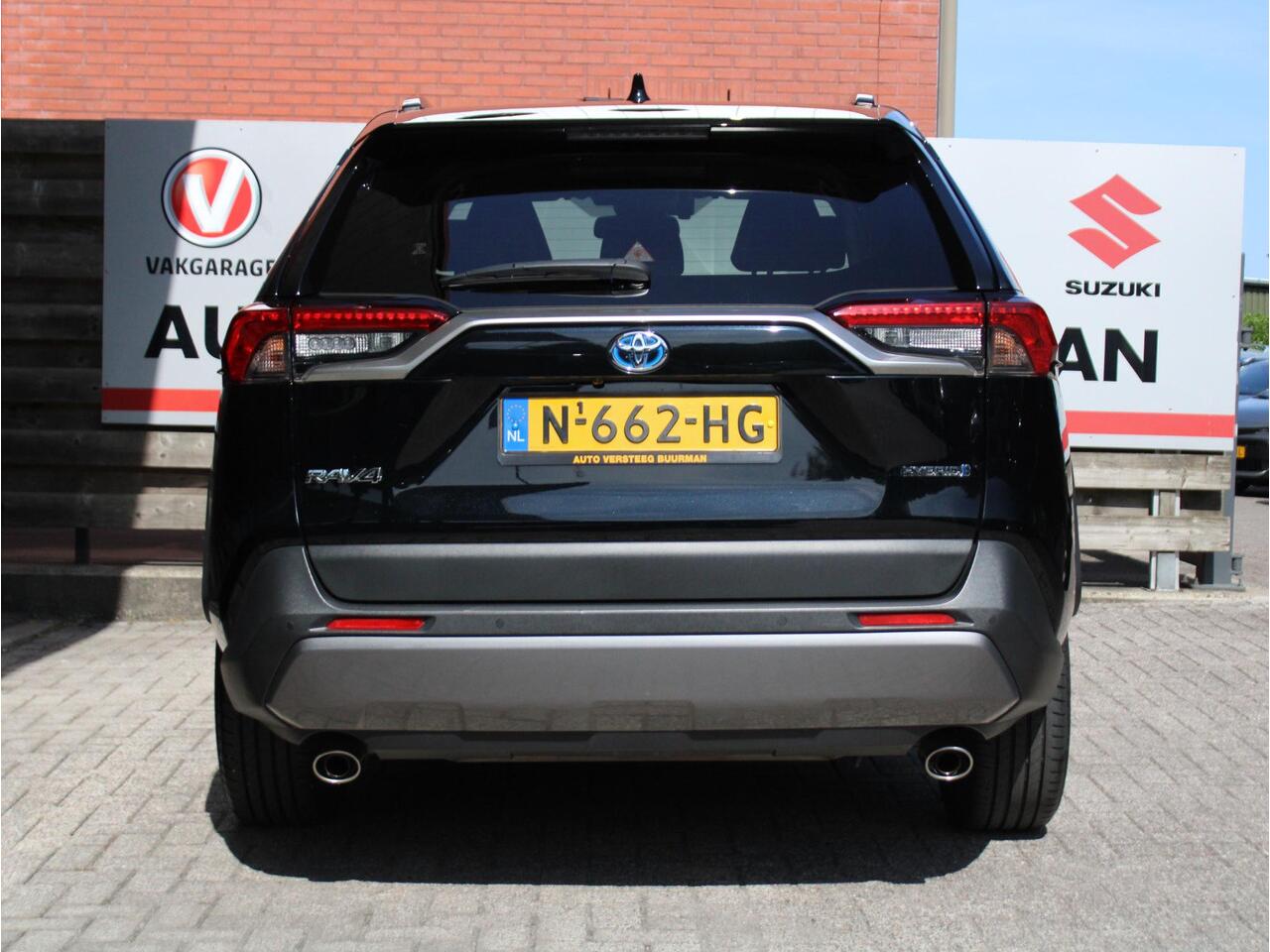 Toyota RAV4 2.5 Hybrid AWD Style 1.650 KG Trekgewicht, stuur- Camera, Parkeersensoren voor en achter