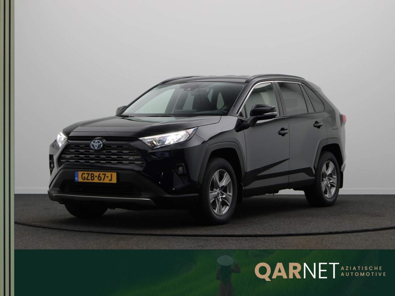 Toyota RAV4 2.5 Hybrid AWD Dynamic | Afneembare Trekhaak | 10 Jaar Garantie! | Geremd 1650kg | Stoelverwarming | Achteruitrijcamera |