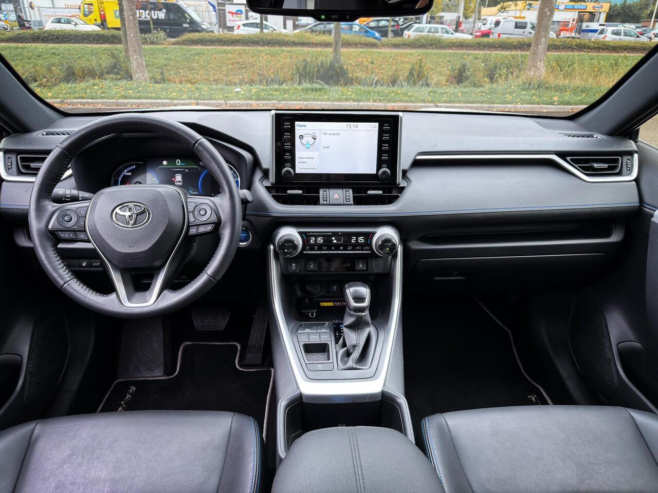 Toyota RAV4 2.5 Hybrid Style Two Tone|Camera|Elek a klep|Stoel/stuurverw.