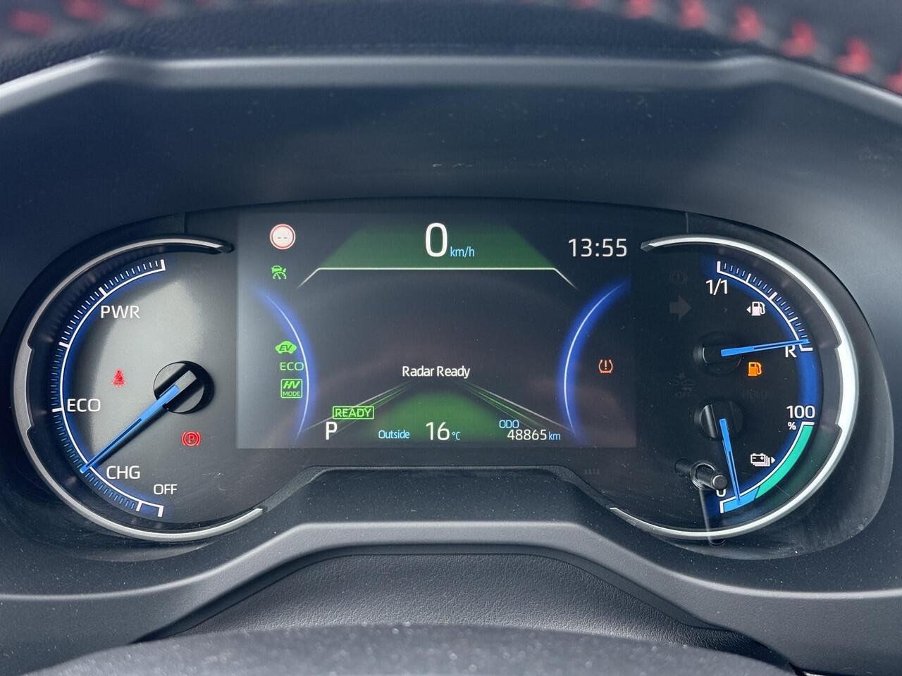 Toyota RAV4 2.5 Plug-in Hybrid AWD Dynamic **STOELVERWARMING/ ELEKTRISCHE STOEL/ APPLE CARPLAY/ ELEKTRISCHE ACHTERKLEP/ 36 MAANDEN GARANTIE**