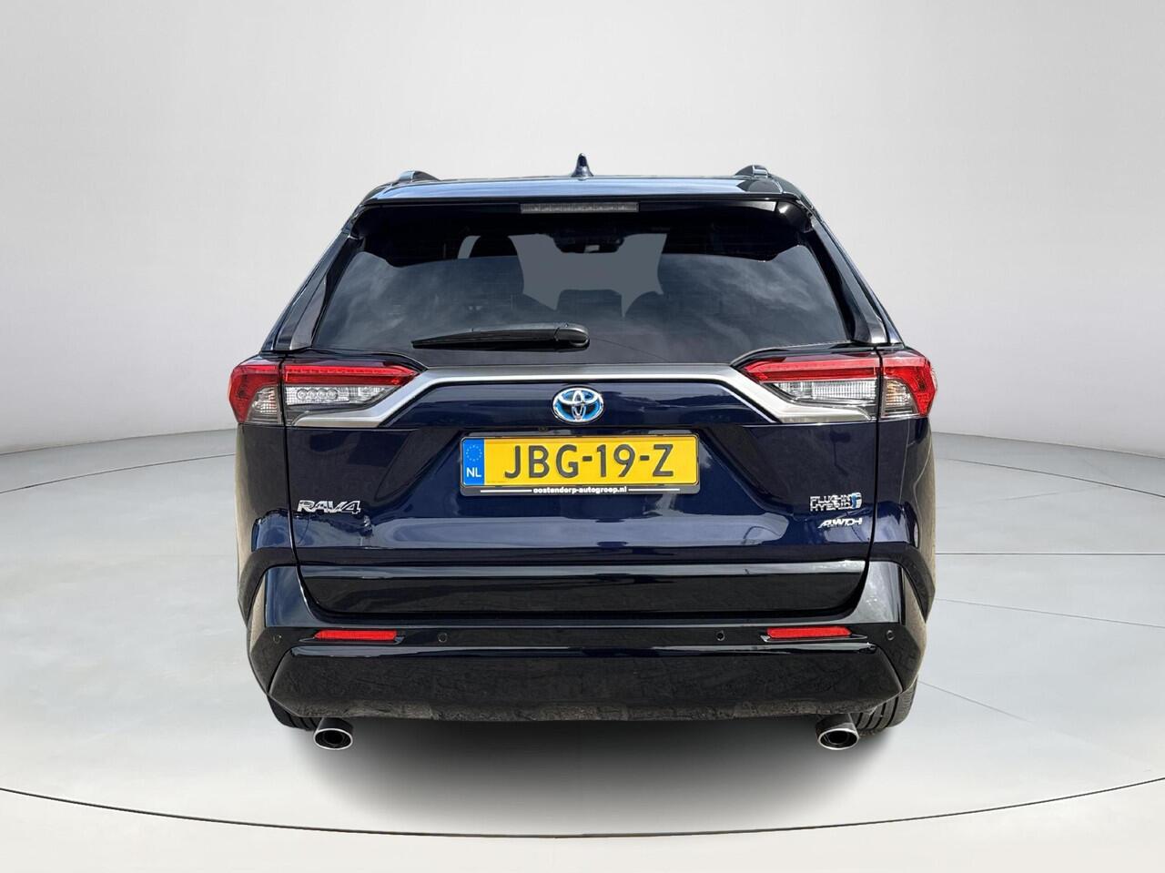 Toyota RAV4 2.5 Plug-in Hybrid AWD Dynamic **STOELVERWARMING/ ELEKTRISCHE STOEL/ APPLE CARPLAY/ ELEKTRISCHE ACHTERKLEP/ 36 MAANDEN GARANTIE**