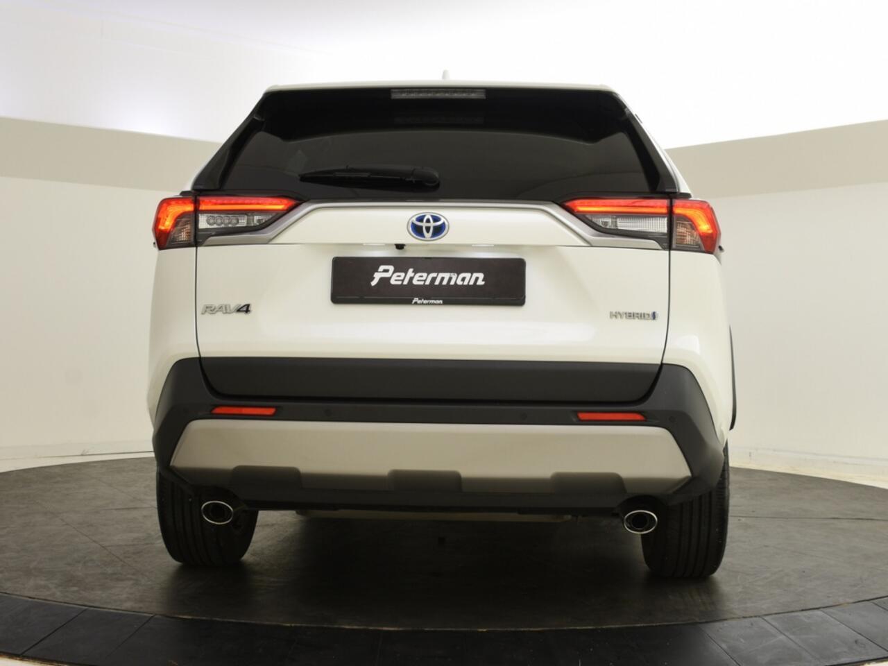 Toyota RAV4 2.5 Hybrid Style Edition | Stuur en Stoelverming | PDC V+A