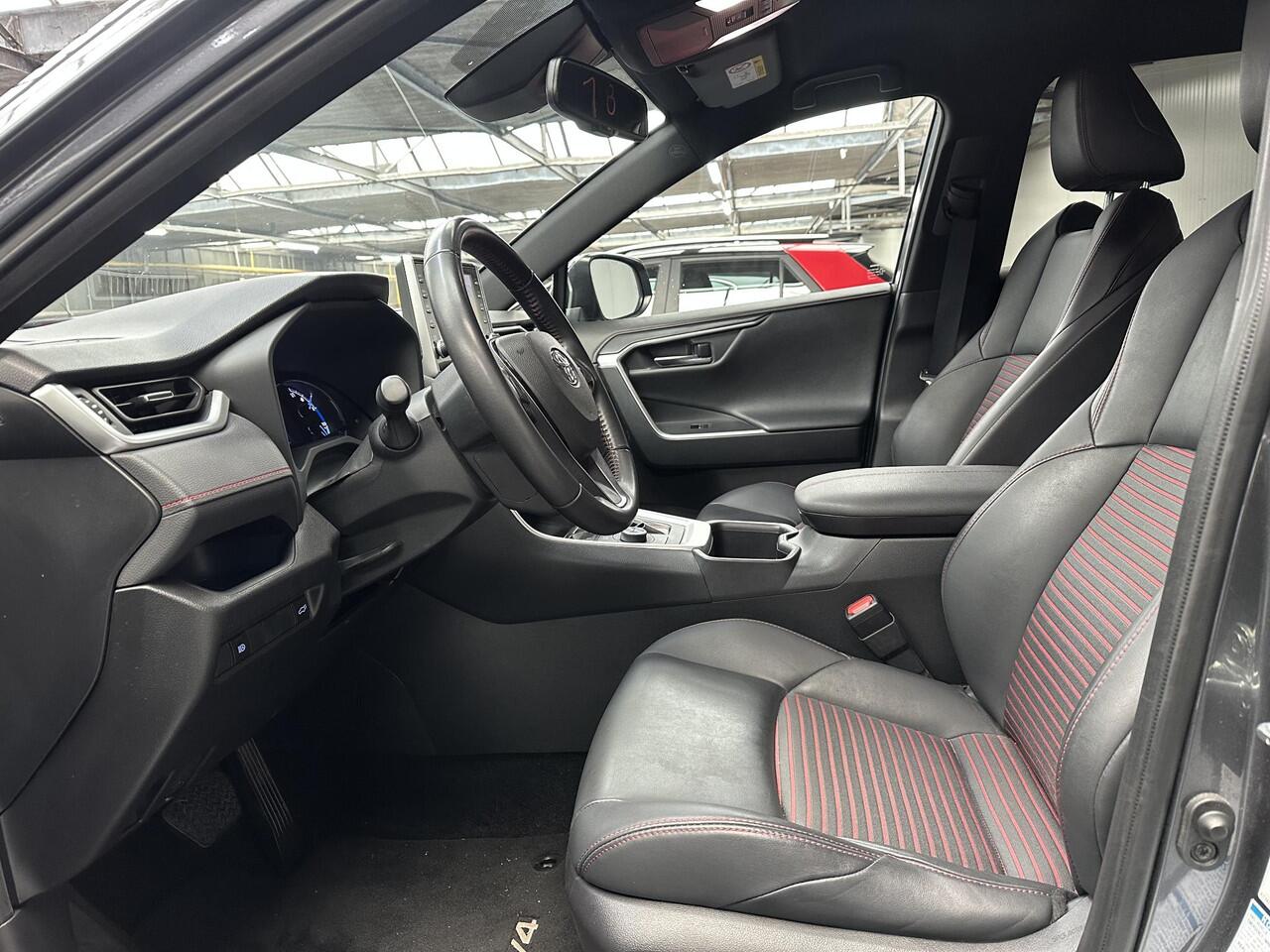 Toyota RAV4 2.5 Plug-in Hybrid AWD Style