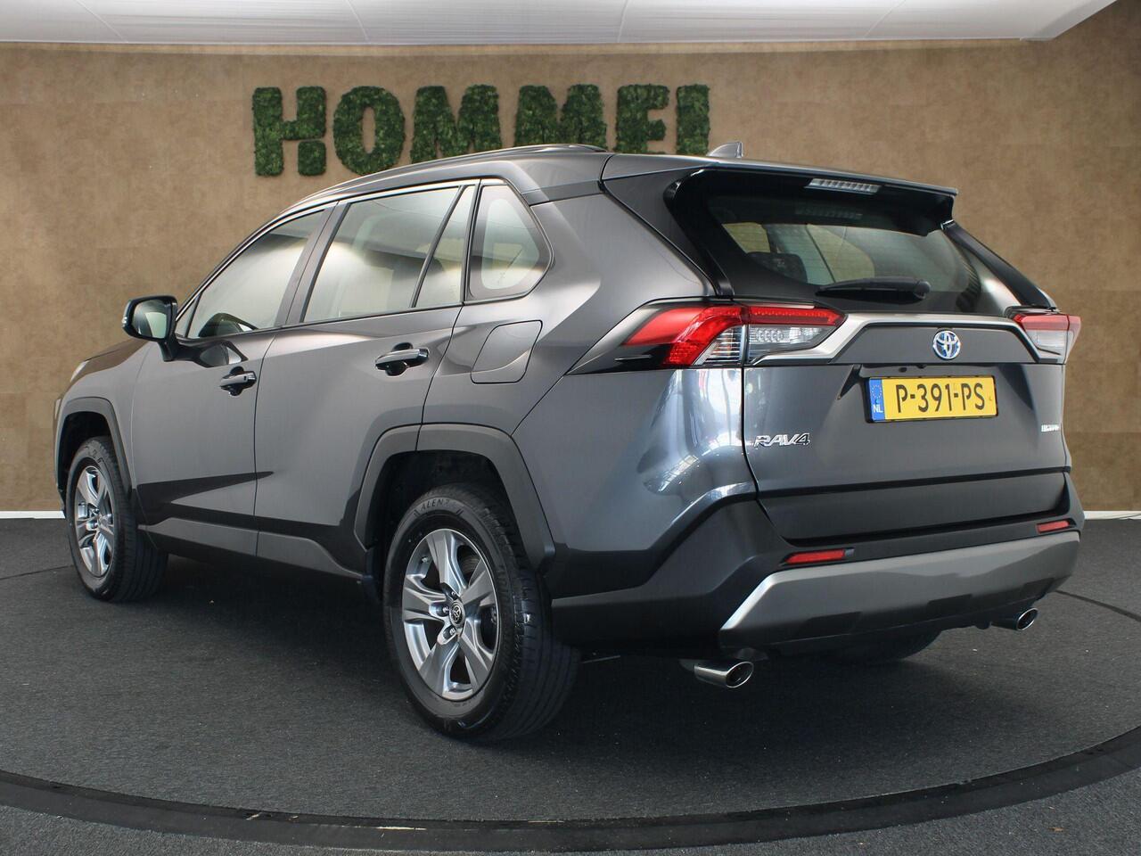 Toyota RAV4 2.5 Hybrid Active - ORIGINEEL NEDERLANDSE AUTO - ACHTERUITRIJCAMERA - APPLE CARPLAY/ANDROID AUTO - BLUETOOTH TELEFOONVOORBEREIDING - CRUISE CONTROL ADAPTIEF - DAB ONTVANGER - ELECTRONIC CLIMATE CONTROLE - ELEKTRISCHE RAMEN VOOR EN ACHTER - BUITENSPIEGELS 
