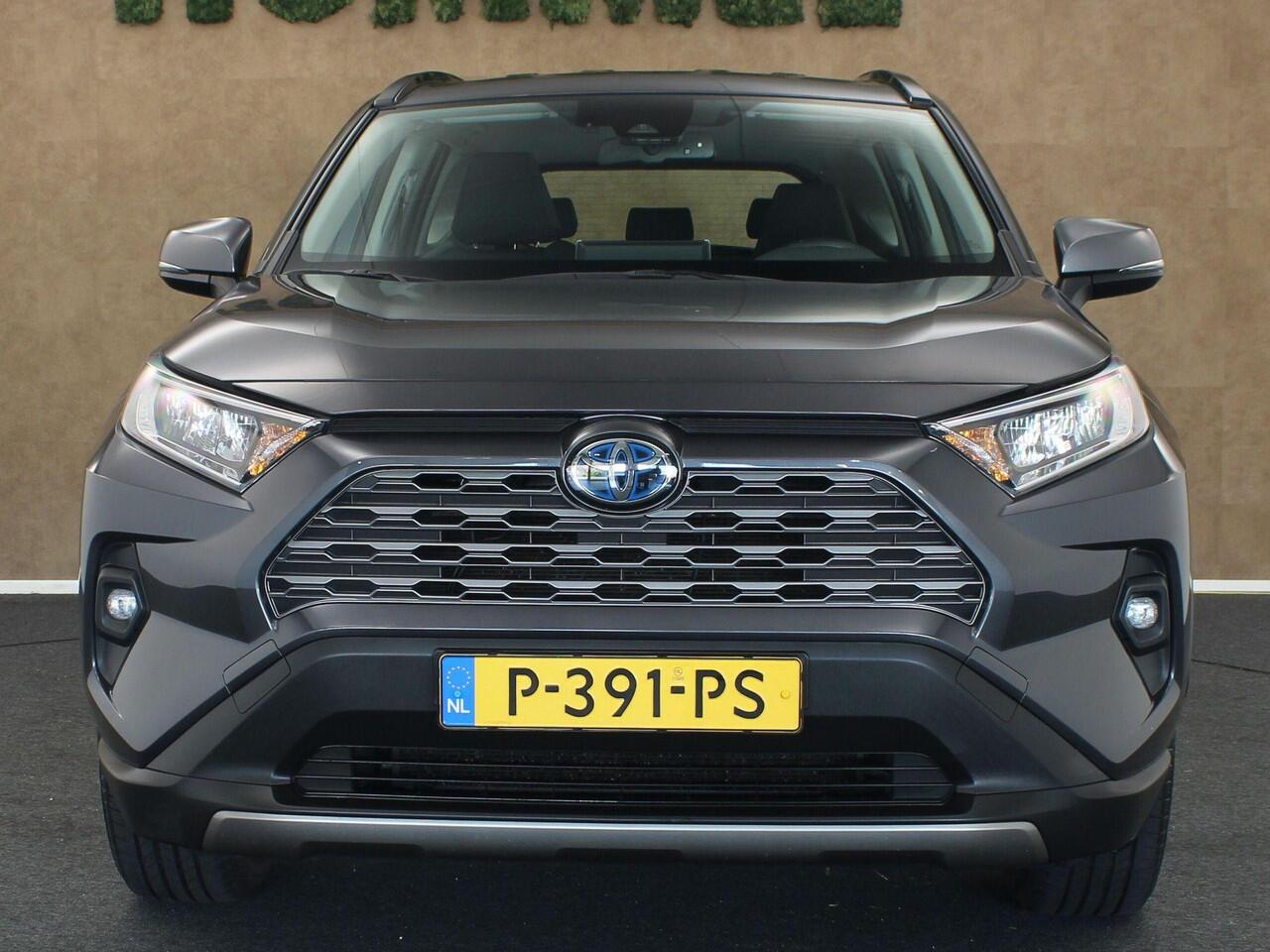 Toyota RAV4 2.5 Hybrid Active - ORIGINEEL NEDERLANDSE AUTO - ACHTERUITRIJCAMERA - APPLE CARPLAY/ANDROID AUTO - BLUETOOTH TELEFOONVOORBEREIDING - CRUISE CONTROL ADAPTIEF - DAB ONTVANGER - ELECTRONIC CLIMATE CONTROLE - ELEKTRISCHE RAMEN VOOR EN ACHTER - BUITENSPIEGELS 