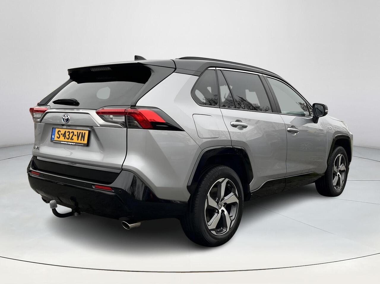 Toyota RAV4 2.5 Plug-in Hybrid AWD Bi-Tone Plus | All-in prijs | Leder | Trekhaak | Camera |