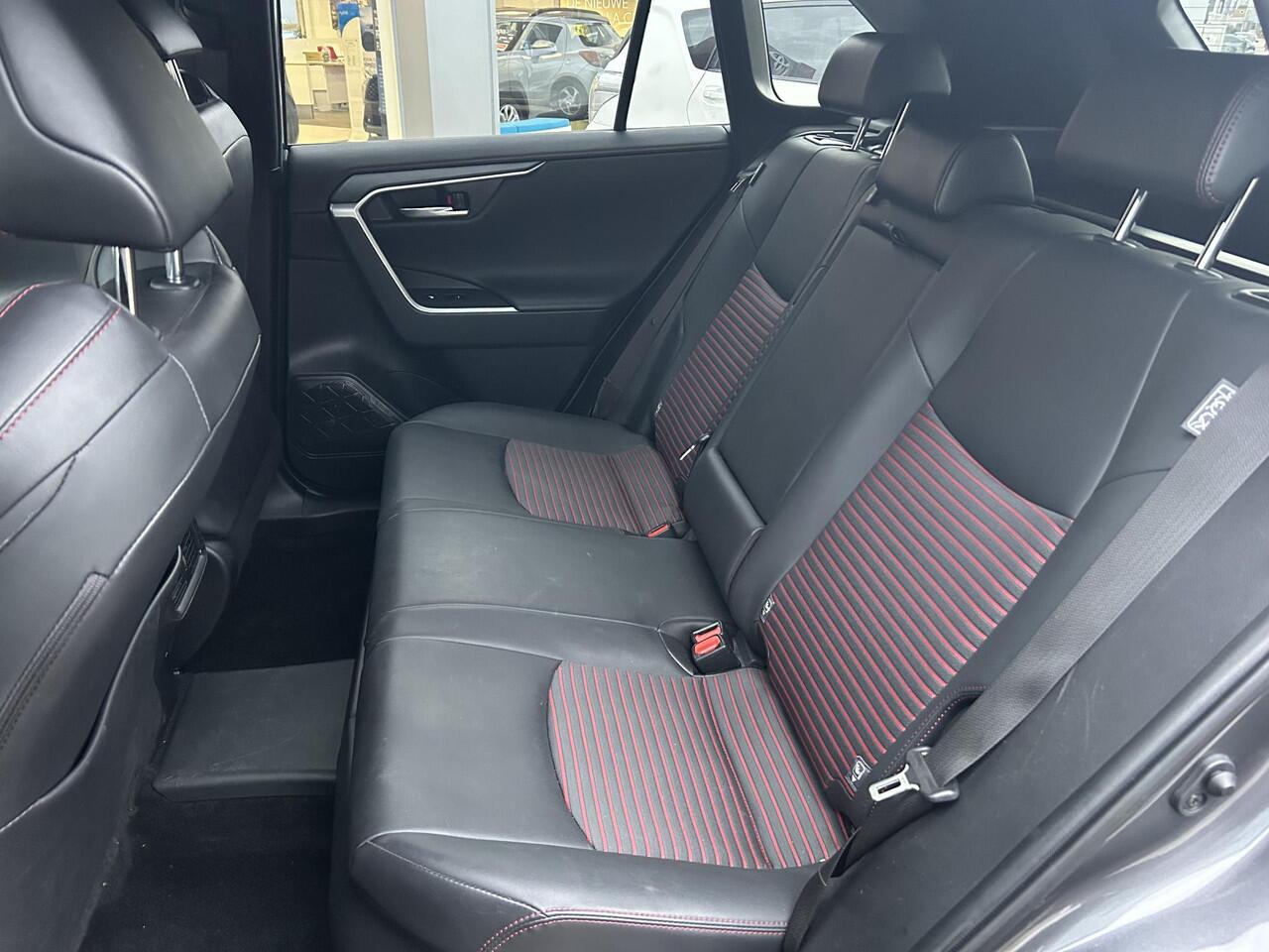 Toyota RAV4 2.5 Plug-in Hybrid AWD Style Limited