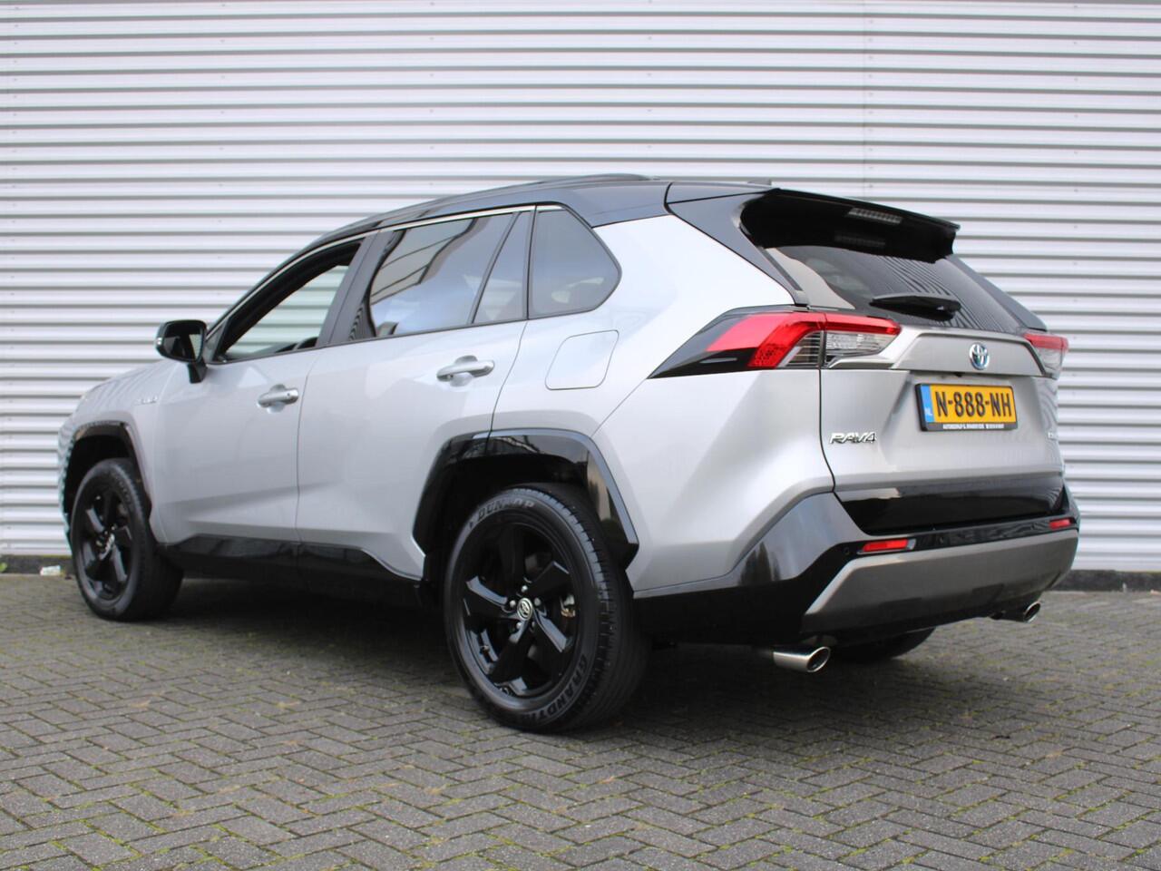 Toyota RAV4 2.5 Hybrid Style | BTW auto | Stoelverwarming | Navi | 18" LM | Camera | Cruise adapt. | Alarm | GPS | LED | Winterbanden |