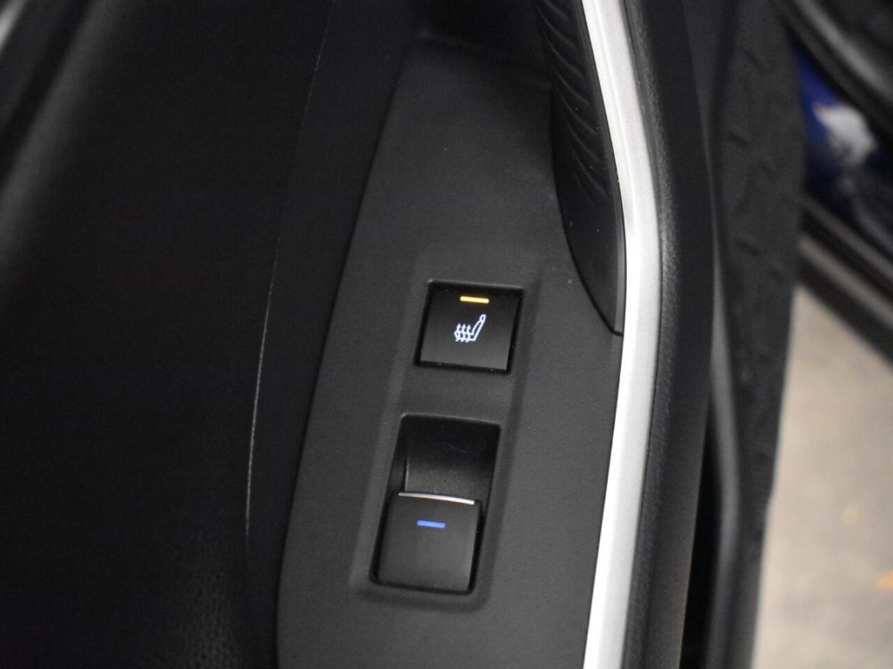 Toyota RAV4 2.5 Hybrid Plug-In AWD Style 306PK | PDC V+A | Stuur en Stoelver