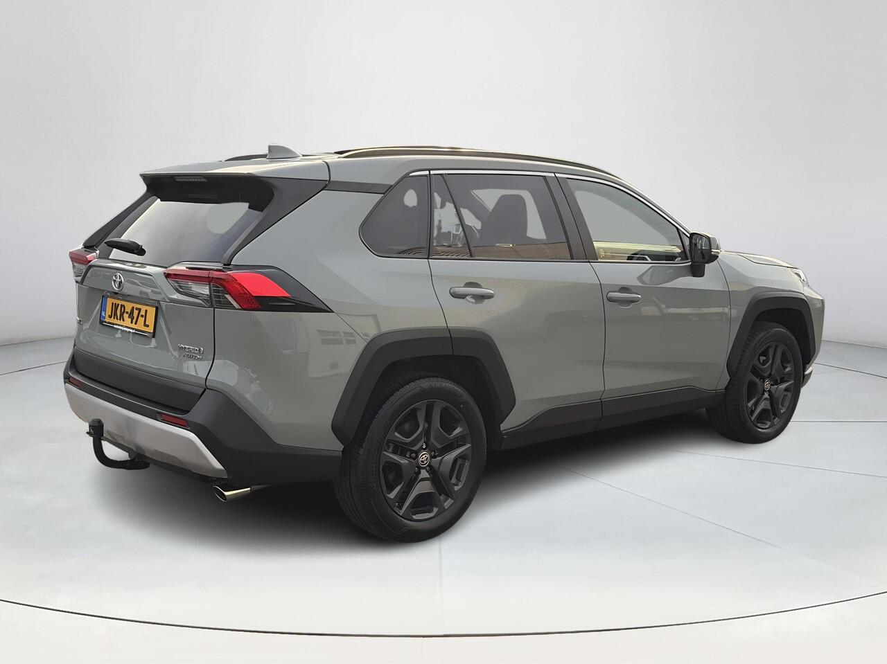 Toyota RAV4 2.5 Hybrid AWD ADVENTURE Innovation Pack