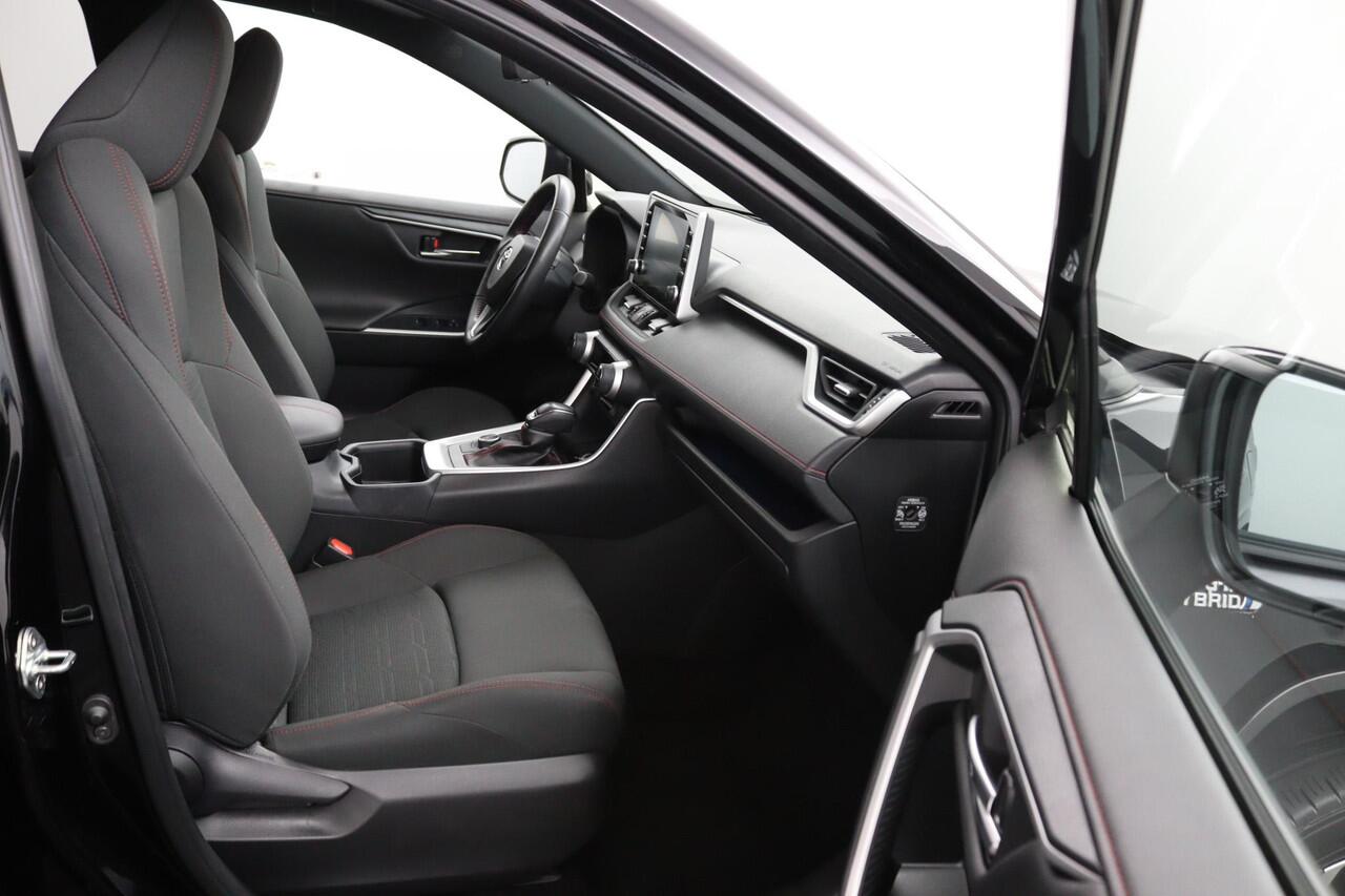 Toyota RAV4 2.5 Plug-in Hybrid AWD Dynamic Elektrisch Verstelbare Bestuurdersstoel | Stoel en Stuurwielverwarming | Draadloos telefoonlader | Grootscherm Navigatie |