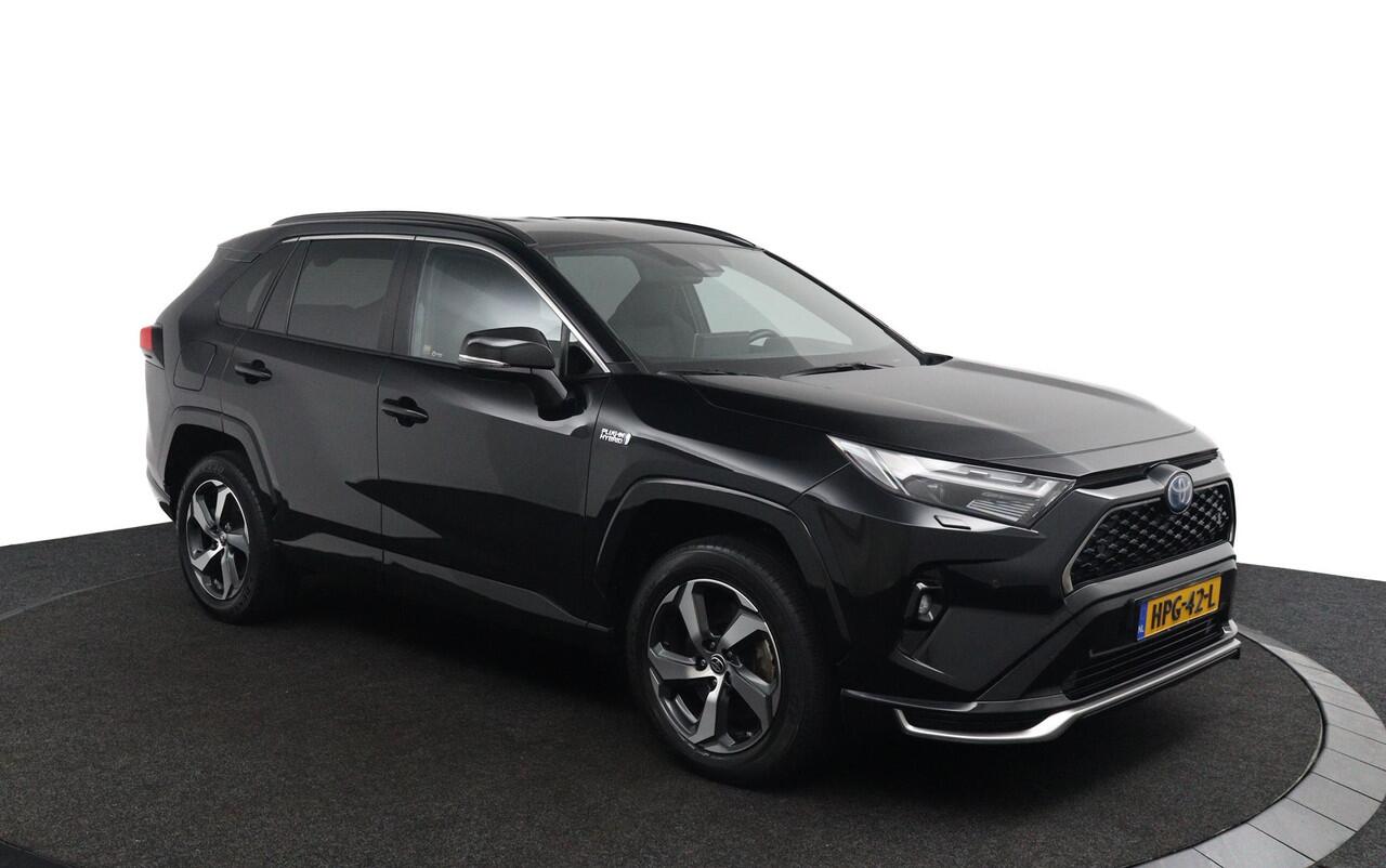 Toyota RAV4 2.5 Plug-in Hybrid AWD Dynamic Elektrisch Verstelbare Bestuurdersstoel | Stoel en Stuurwielverwarming | Draadloos telefoonlader | Grootscherm Navigatie |