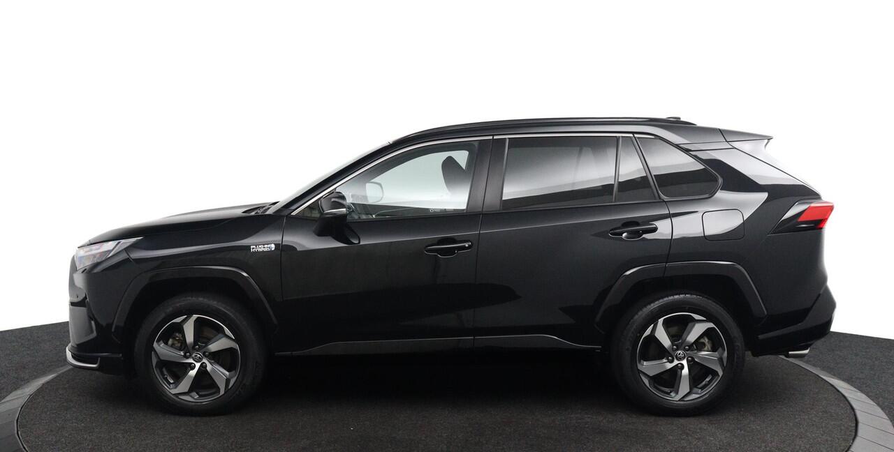 Toyota RAV4 2.5 Plug-in Hybrid AWD Dynamic Elektrisch Verstelbare Bestuurdersstoel | Stoel en Stuurwielverwarming | Draadloos telefoonlader | Grootscherm Navigatie |
