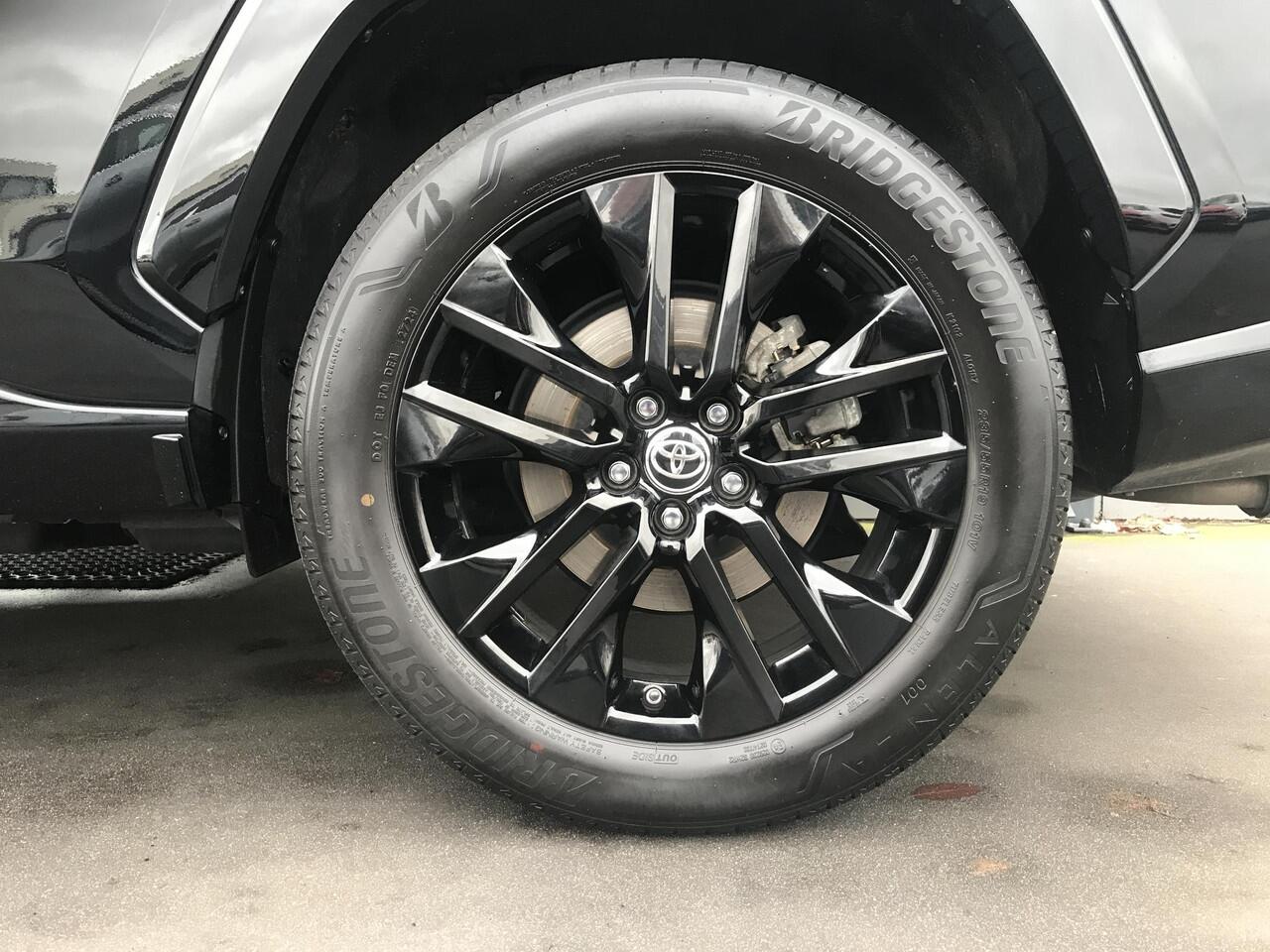 Toyota RAV4 2.5 Hybrid AWD Black Edition 360camera