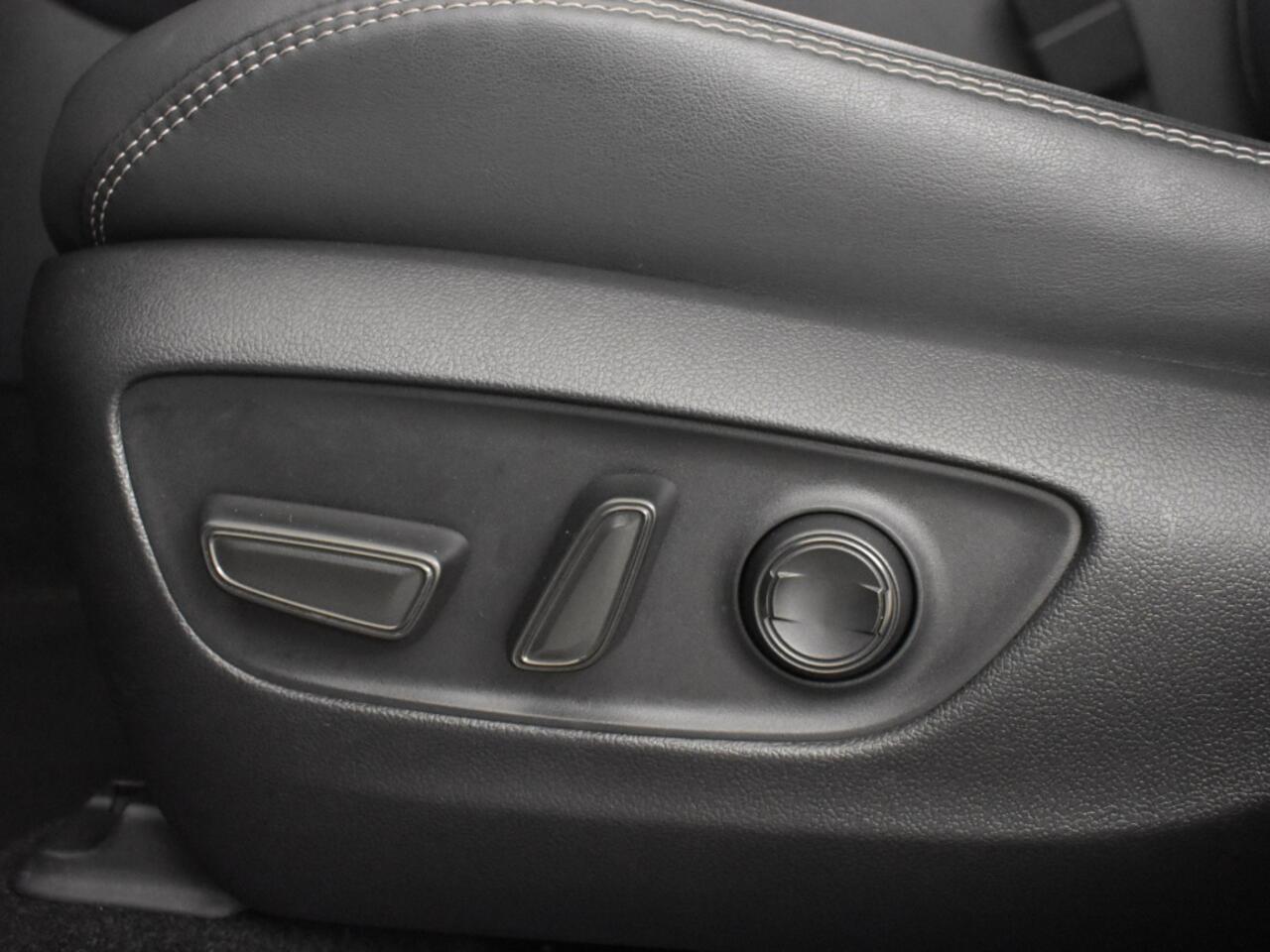 Toyota RAV4 2.5 Hybrid Style Edition | Stoelverw. | vol leder | PDC V+A