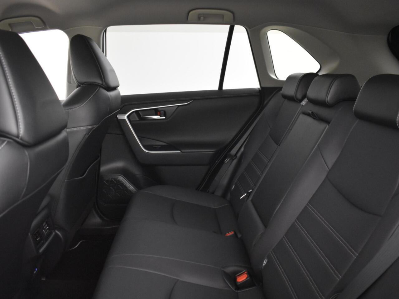 Toyota RAV4 2.5 Hybrid Style Edition | Stoelverw. | vol leder | PDC V+A