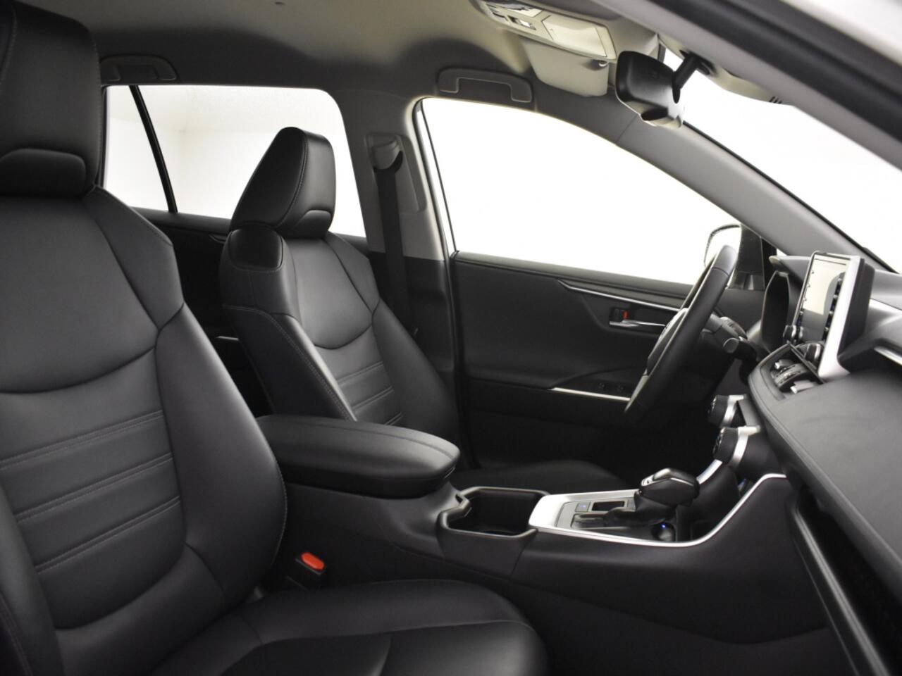Toyota RAV4 2.5 Hybrid Style Edition | Stoelverw. | vol leder | PDC V+A