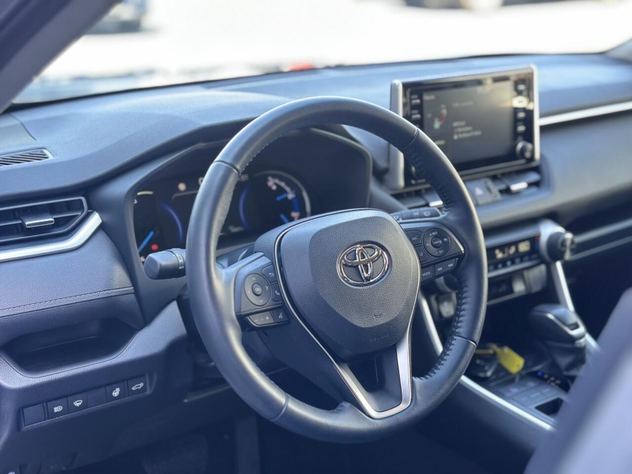 Toyota RAV4 2.5 Hybrid Dynamic / Trekhaak / Leer / Camera