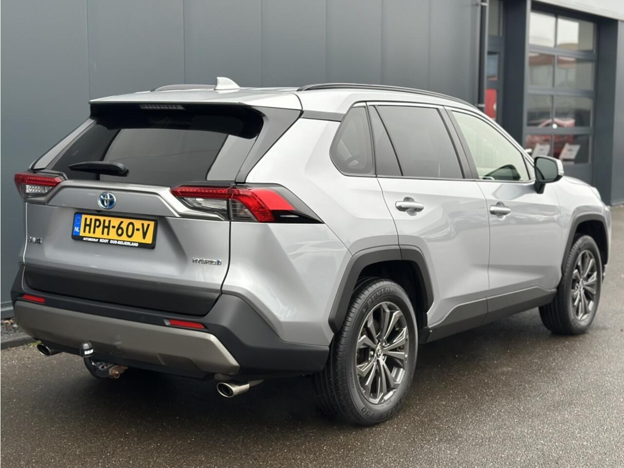 Toyota RAV4 2.5 Hybrid Dynamic / Trekhaak / Leer / Camera