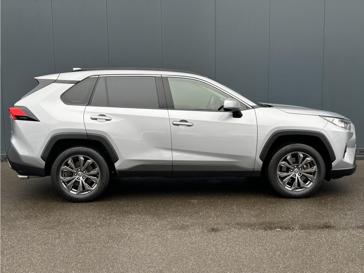 Toyota RAV4 2.5 Hybrid Dynamic / Trekhaak / Leer / Camera