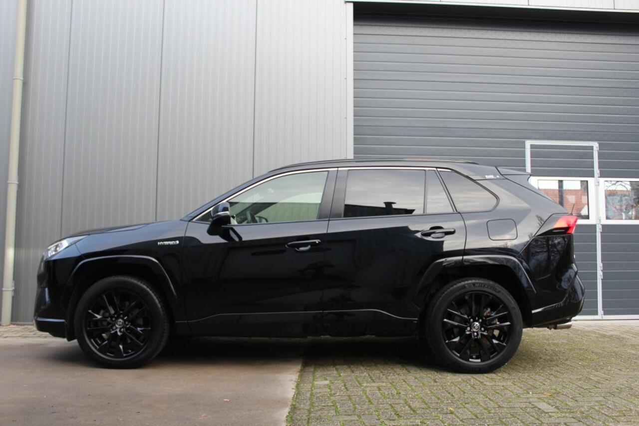 Toyota RAV4 2.5 Hybrid AWD Black Edition / JBL / PDC / Trekhaak 1650KG