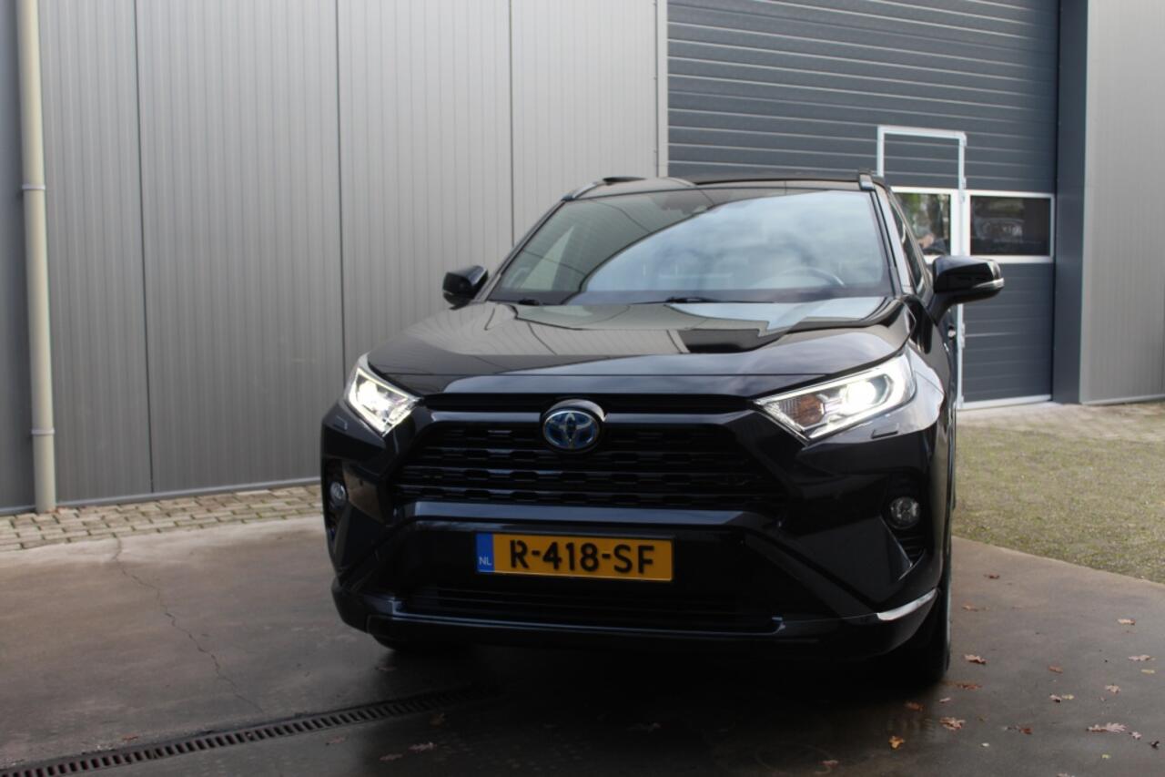 Toyota RAV4 2.5 Hybrid AWD Black Edition / JBL / PDC / Trekhaak 1650KG