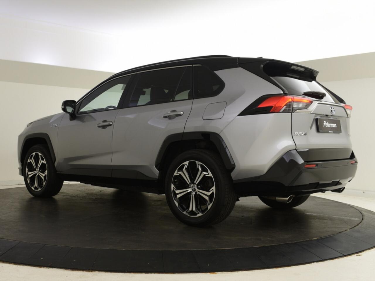 Toyota RAV4 2.5 Plug in Hybrid AWD Bi-Tone | JBL | Head-up | 360 Camera |