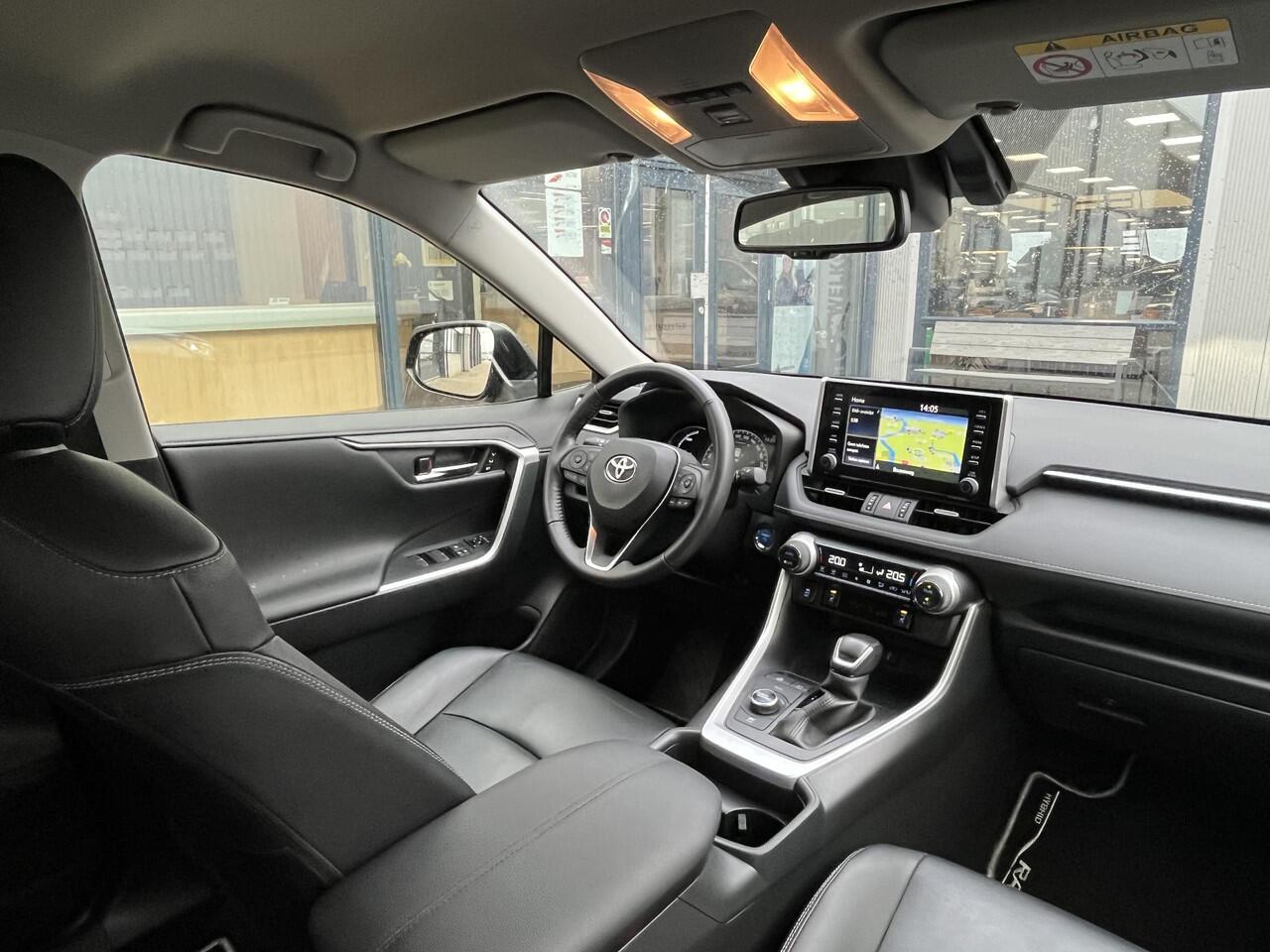 Toyota RAV4 2.5 Hybrid AWD Style Voll.Historie/4x4/Navi/Leder/Stoel+Stuurverwarming/Camera/Apple CarPlay-Android Auto