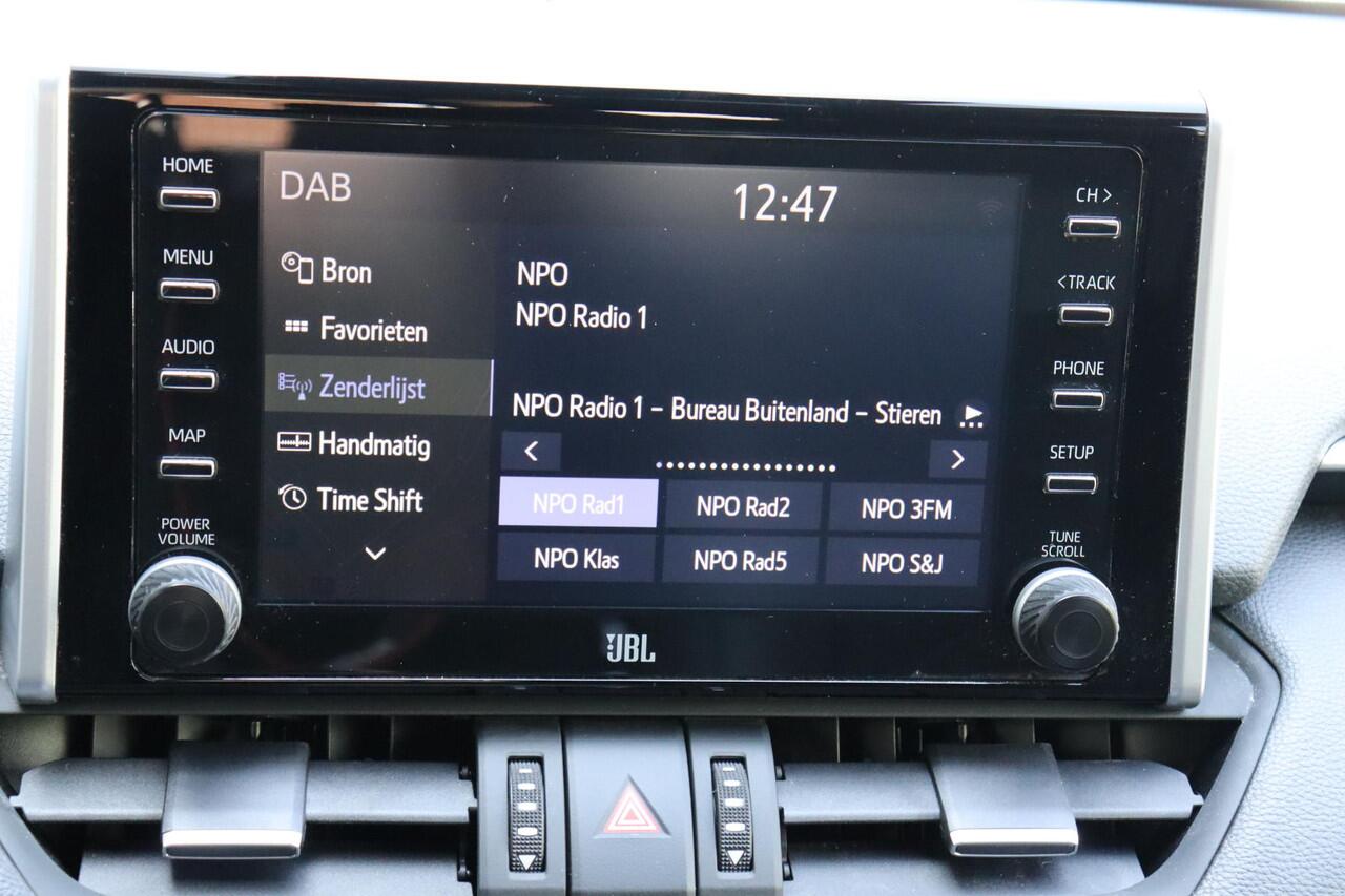 Toyota RAV4 2.5 Hybrid Bi-Tone, Innovation pack, Suede , JBL Audio