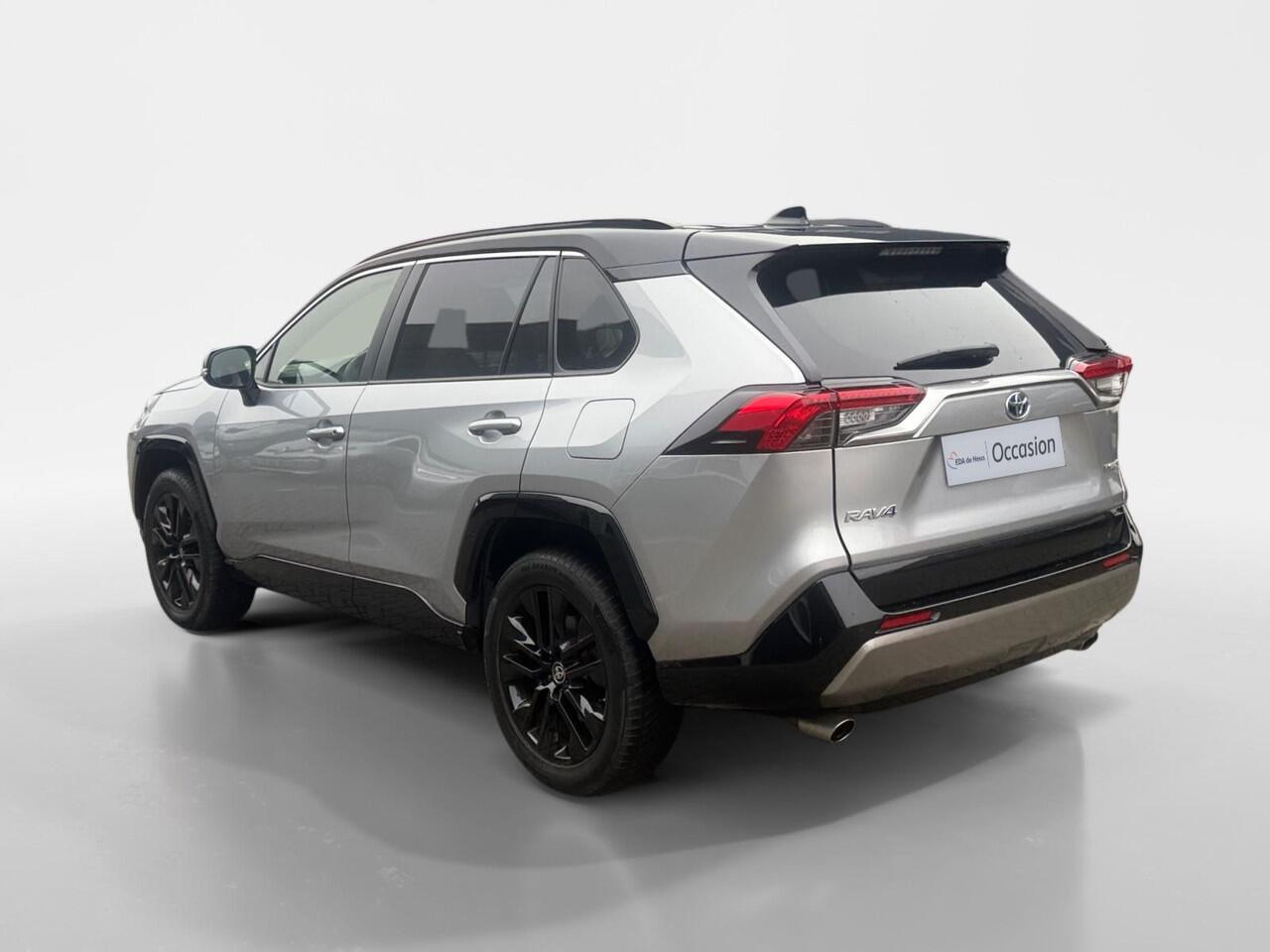 Toyota RAV4 2.5 Hybrid Style | Automaat | Camera | Stoel/Stuur Verwarming | Apple Carplay/Android Auto | Climate Control | Cruise Control Adaptief | DAB |