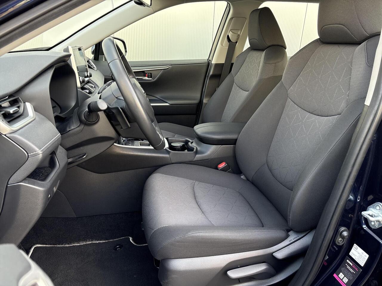 Toyota RAV4 2.5 Hybrid Active **TREKHAAK/ ADAPTIEF CRUISE CONTROL/ ELEKTRONISCHE ACHTERKLEP**