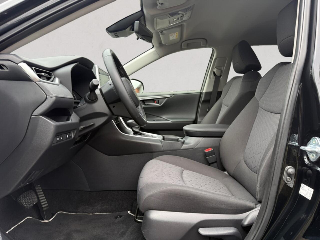 Toyota RAV4 Hybrid 4x2 Team Deutschland