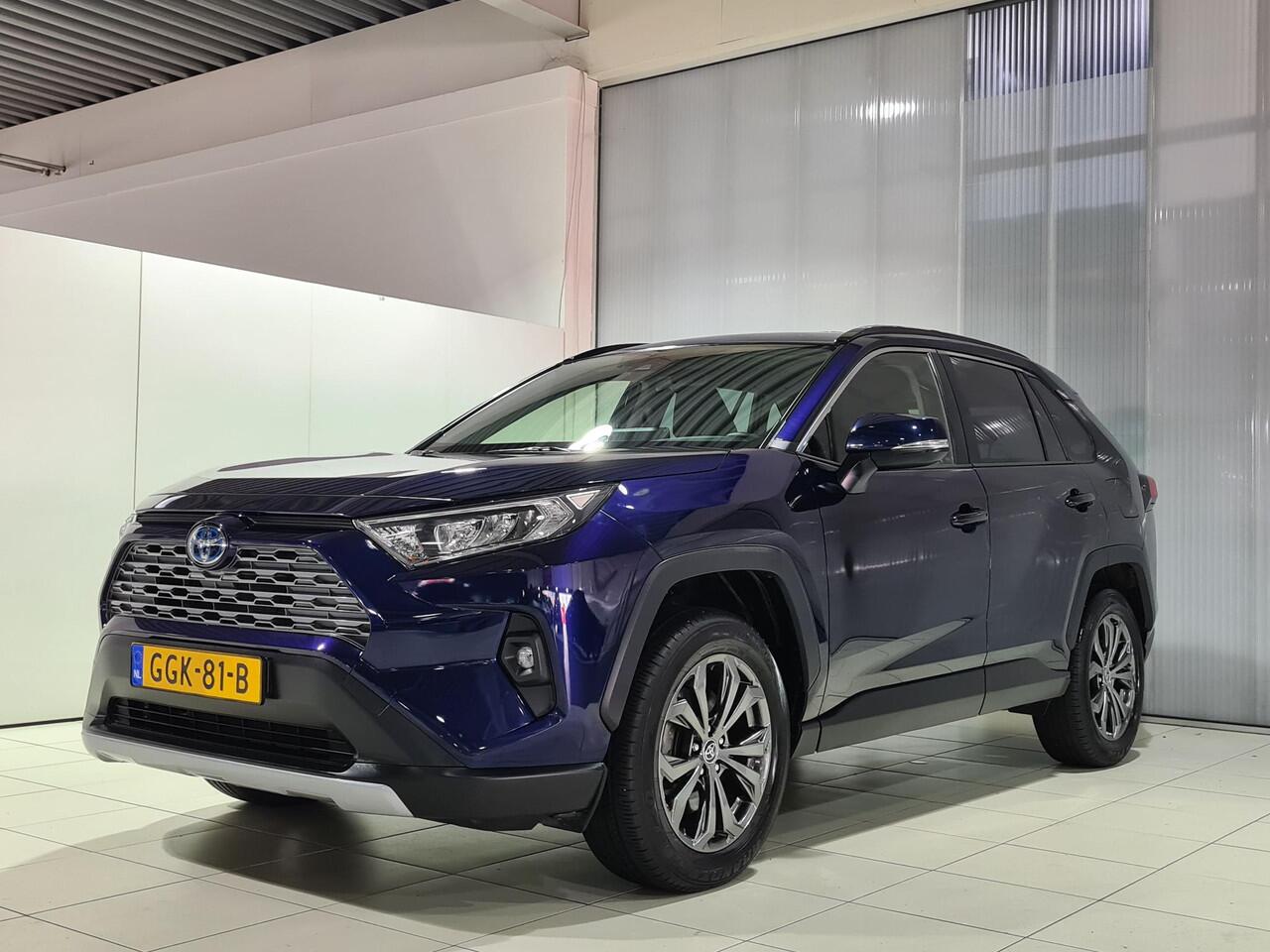 Toyota RAV4 2.5 Hybrid AWD Dynamic | 1650kg trekgewicht | Stoelverwarming | Apple CarPlay/Android auto | Draadloos telefoonlader | Elektr. Achterklep | Adaptive cruise control |