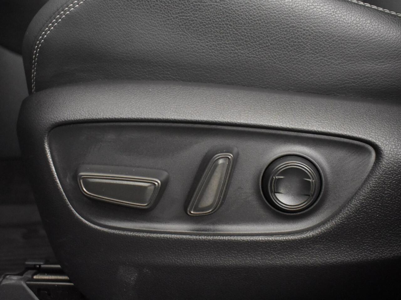 Toyota RAV4 2.5 Hybrid AWD Executive | JBL | Pano | Premium Pack