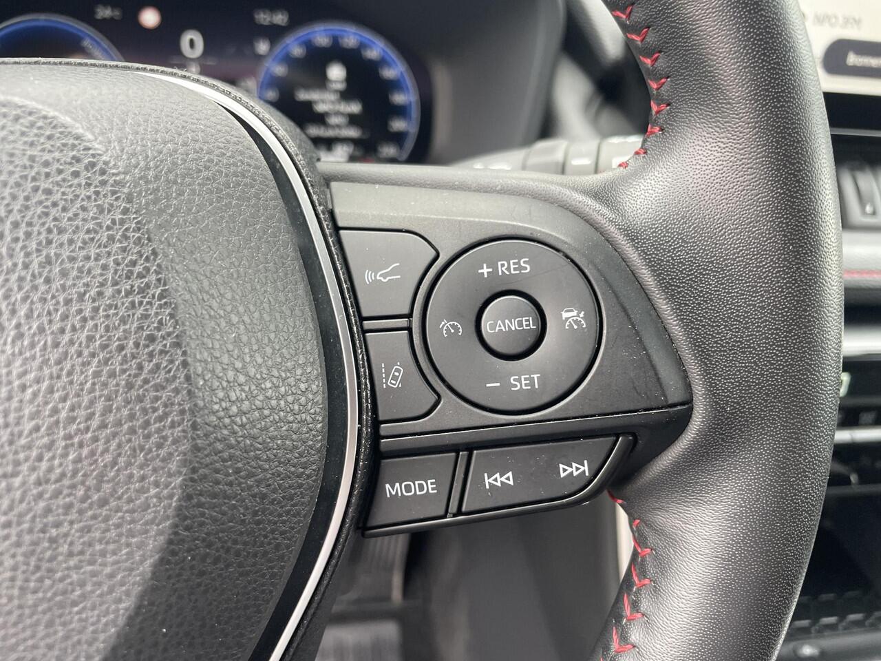 Toyota RAV4 2.5 Plug-in Hybrid AWD Style , All Season Banden