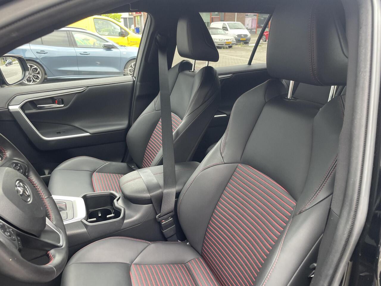 Toyota RAV4 2.5 Plug-in Hybrid AWD Style , All Season Banden