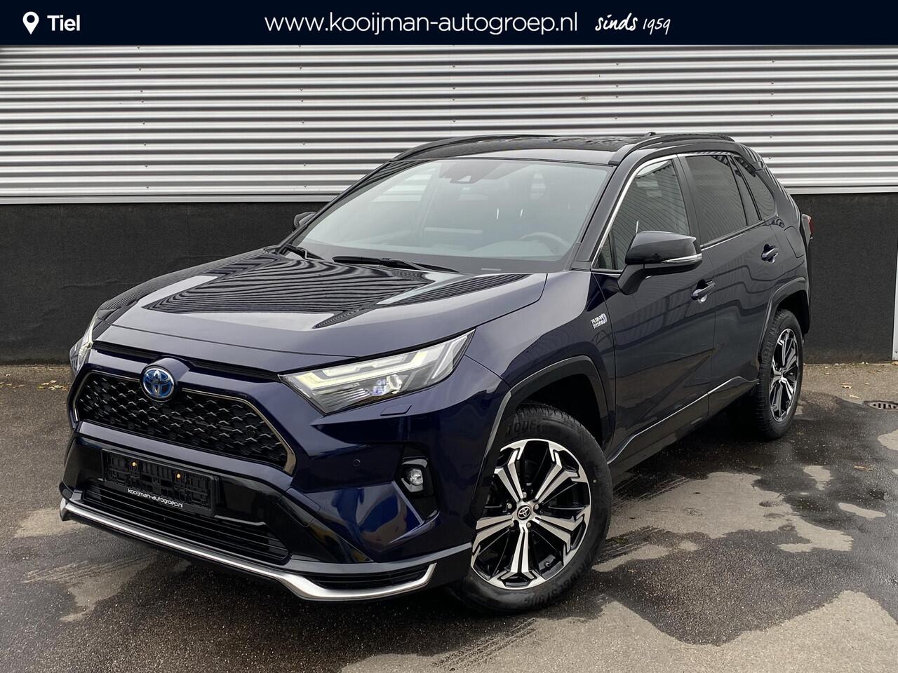 Toyota RAV4 2.5 Plug-in Hybrid AWD Bi-Tone Plus Limited Incl: Dode hoek detectie - AppleCarPlay/AndroidAuto, Stoel en Stuurverwarming, LM velgen, Parkeer hulp camera