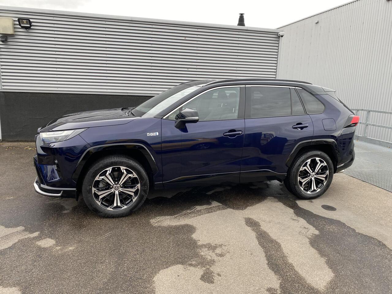 Toyota RAV4 2.5 Plug-in Hybrid AWD Bi-Tone Plus Limited Incl: Dode hoek detectie - AppleCarPlay/AndroidAuto, Stoel en Stuurverwarming, LM velgen, Parkeer hulp camera