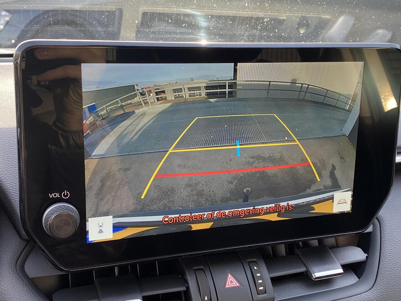 Toyota RAV4 2.5 Hybrid AWD Executive edition Trekhaak 13-polig, Bi-tone zwart dak, dodehoek detectie, seat memory navigatie, Apple CarPlay/Android Auto, stoelverwarming