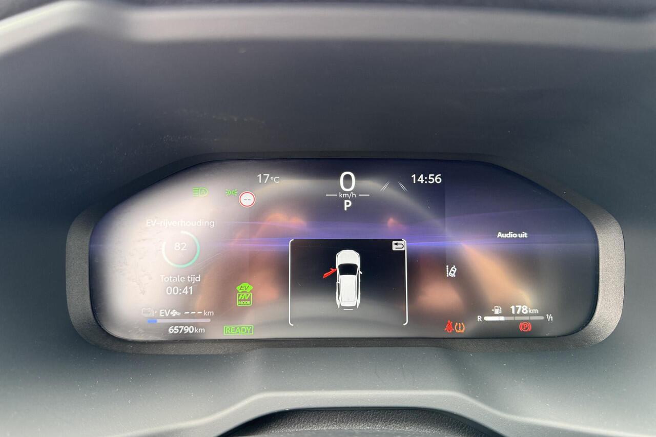 Toyota RAV4 2.5 Plug-in Hybrid AWD Style Navigatie, Apple CarPlay/Android Auto, Achteruitrijcamera, LMV, LED, Smart Key, Stoelverwarming, Dodehoek detectie, PHEV