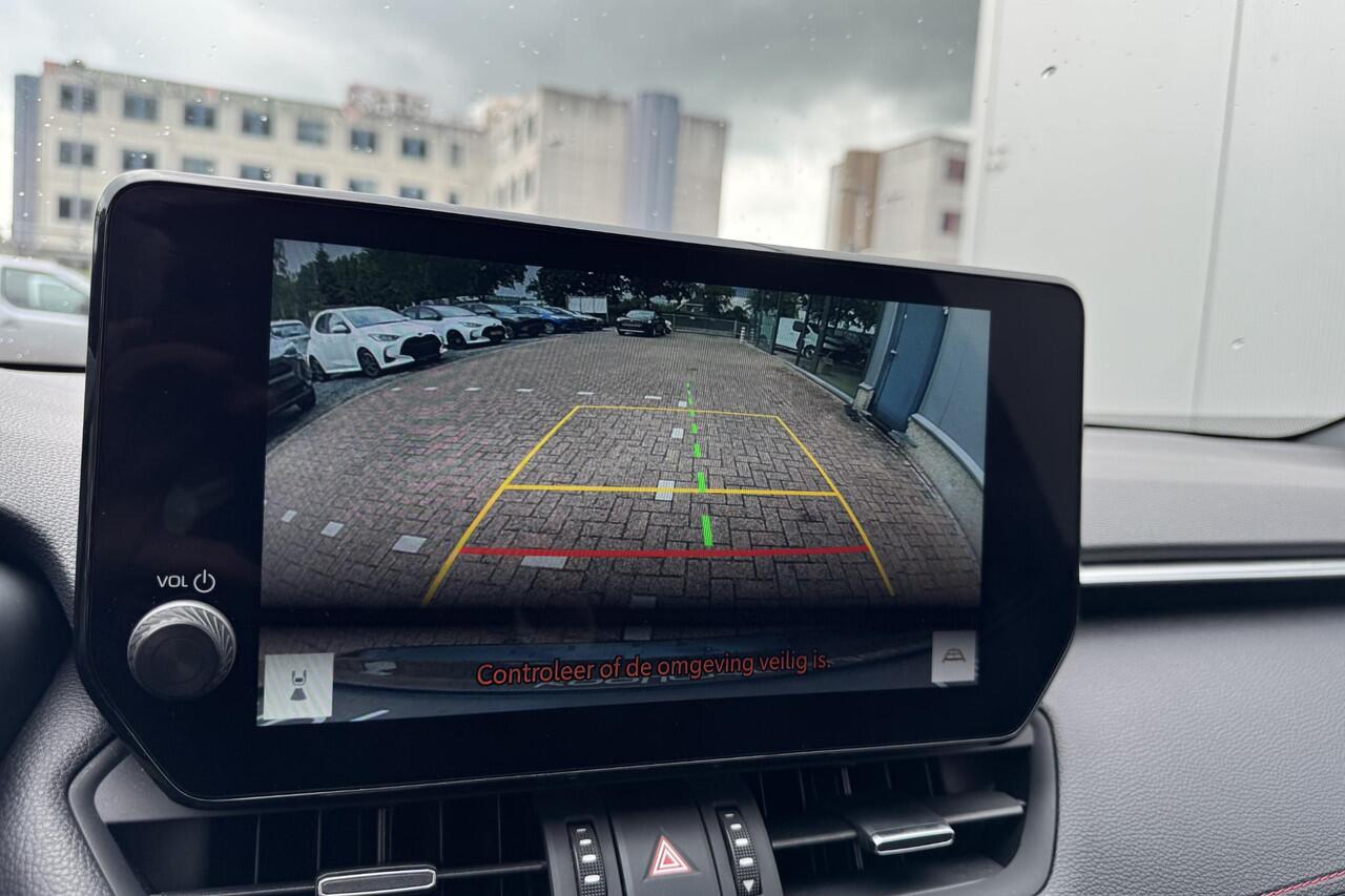 Toyota RAV4 2.5 Plug-in Hybrid AWD Style Navigatie, Apple CarPlay/Android Auto, Achteruitrijcamera, LMV, LED, Smart Key, Stoelverwarming, Dodehoek detectie, PHEV