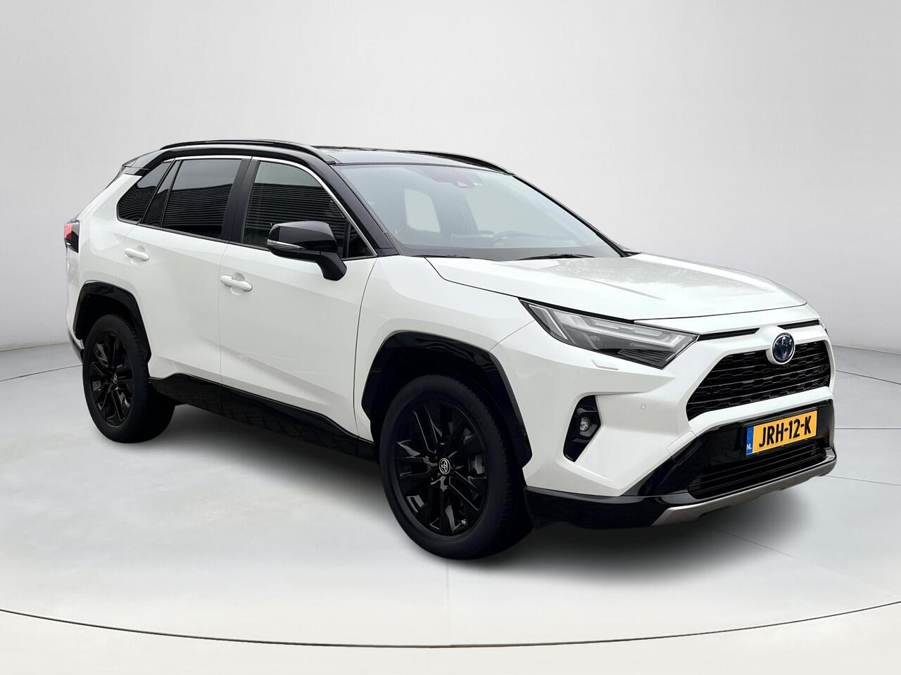 Toyota RAV4 2.5 Hybrid AWD Bi-Tone | All-in prijs | Automaat | Panoramadak | Apple/android auto