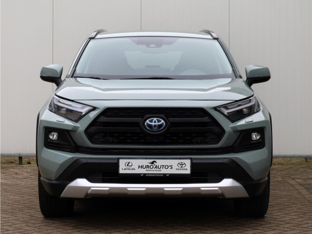 Toyota RAV4 2.5 Hybrid AWD Adventure | Treeplanken | Stoel/Stuurwielverwarm