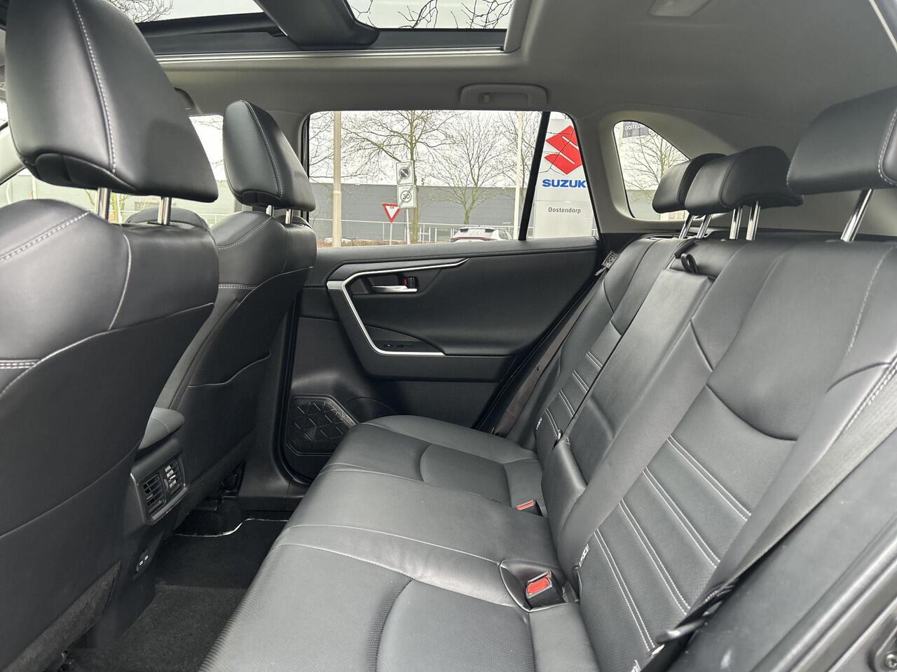 Toyota RAV4 2.5 Hybrid AWD Executive