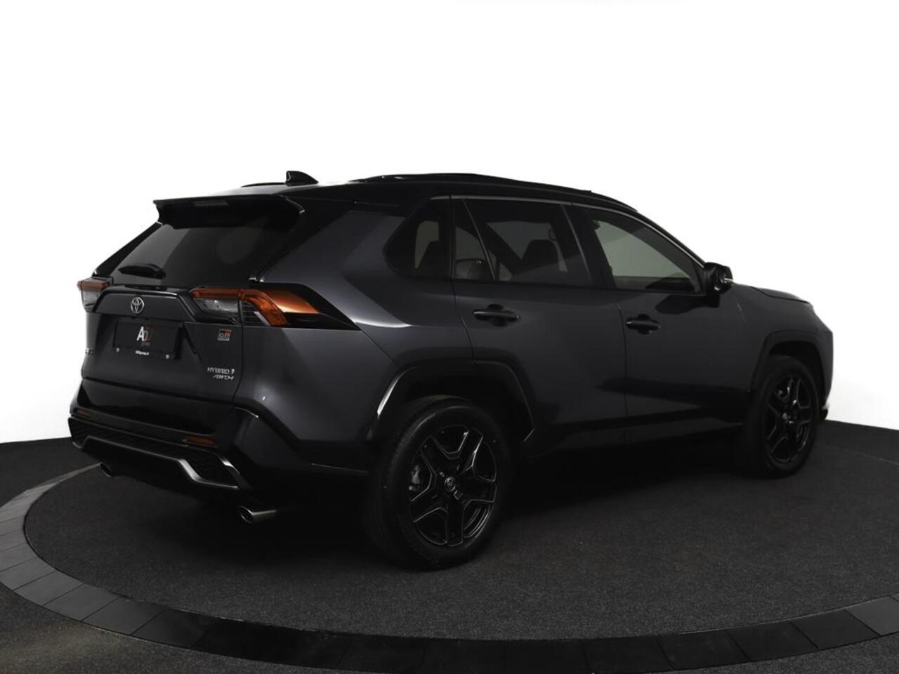Toyota RAV4 2.5 Hybrid AWD GR SPORT | 1650kg trekgewicht | 360 camera | Schuif/Kantel dak | JBL Audio |