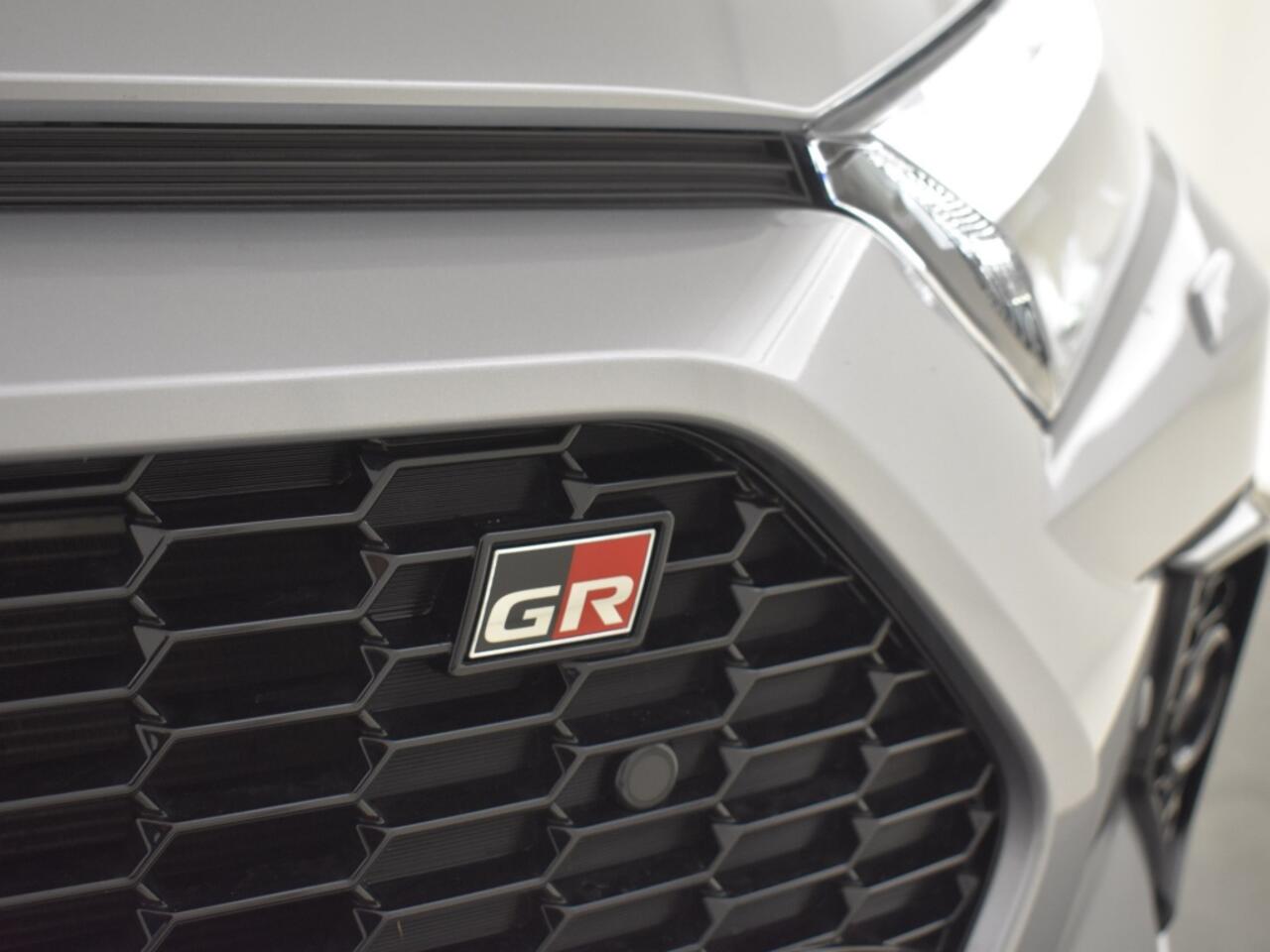 Toyota RAV4 2.5 Hybrid AWD GR SPORT | Memory seat | PDC V+A | BLS | Stuur en